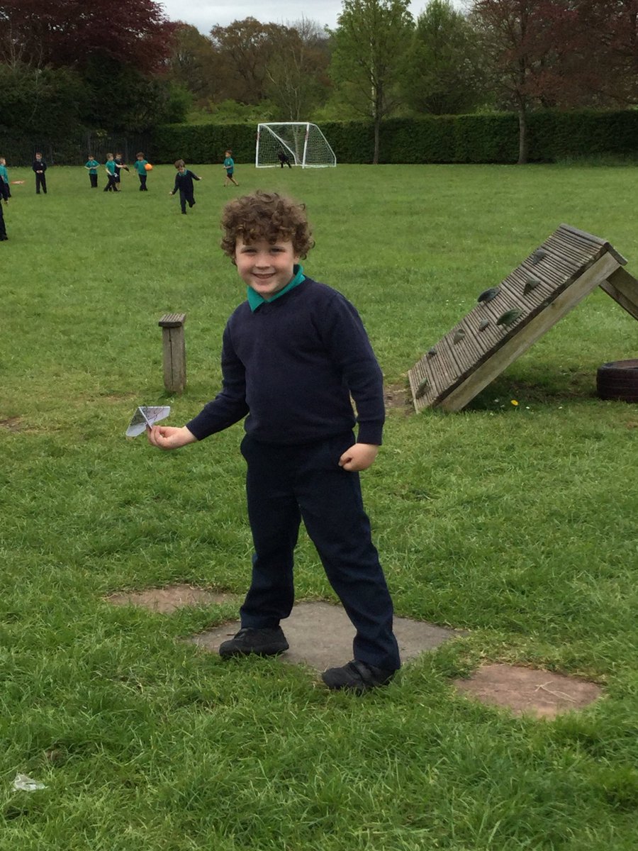 GwenfoCWPrimary's tweet photo. #FoundationPhaseFriday #space #funallaround https://t.co/bBnx0XORlv