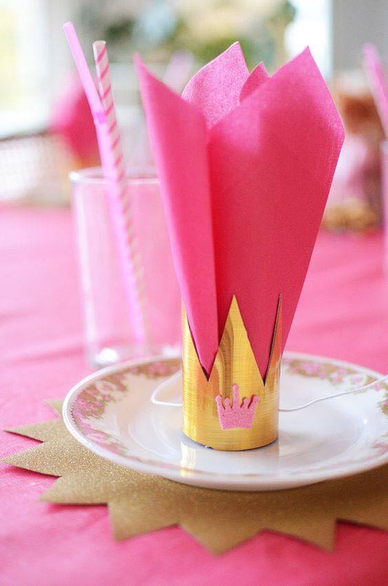 PartyTimeIdeas's tweet photo. Princess Party 👗👗👗🎂🎂🎂 https://t.co/u3J57lsAvD