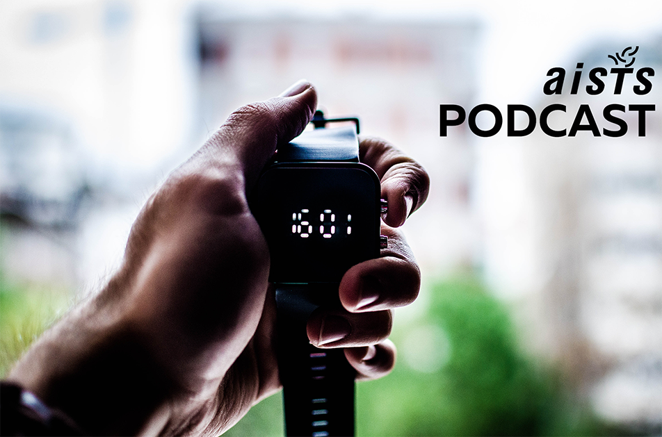 AISTS_Sport's tweet photo. Are you getting enough sleep to ensure your performance is at 100%? Find out more from the latest #AISTS Sports Medicine Podcast with Arunaabh Shah @newcloudkicker and Connor Ranspot. https://t.co/vmfld7ILC1 
#sportsmedicine #sleep #performance #MAS2017 #podcast @DrSportSante https://t.co/qvYRAwaUy0