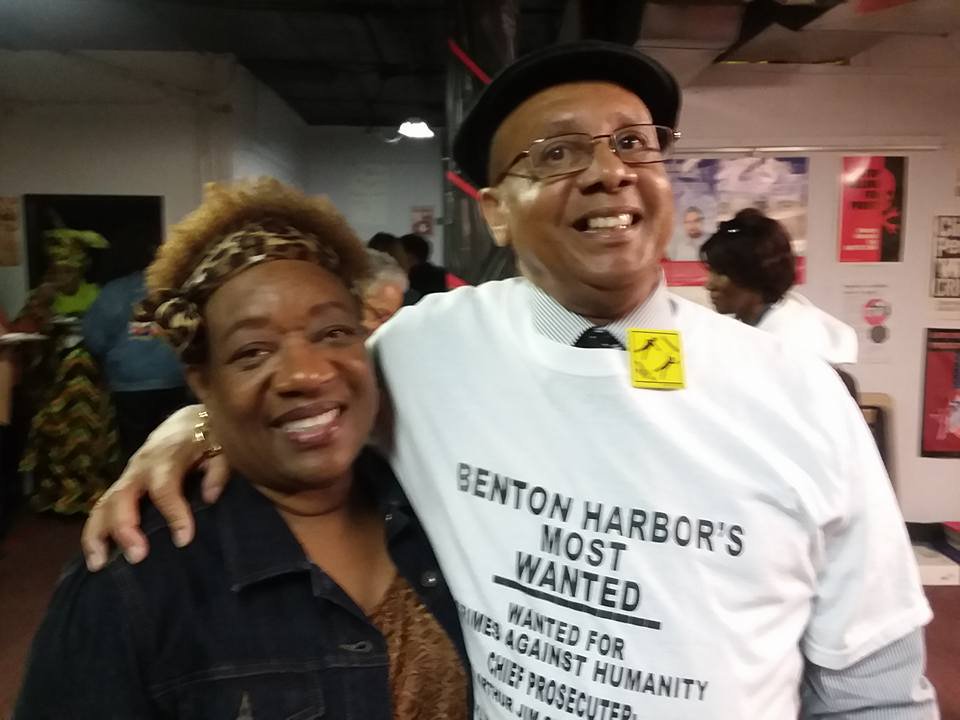 WorldAusterity's tweet image. .@revpinkney Convicted with NO Evidence!  truth-out.org/news/item/2797…
It's been a long road, but #Michigan #SupremeCourt came thru w/unanimous overturn of Pinkney's conviction! 
Stay tuned - more to come from the Rev. #Freedom #Justice #Honor #Truth