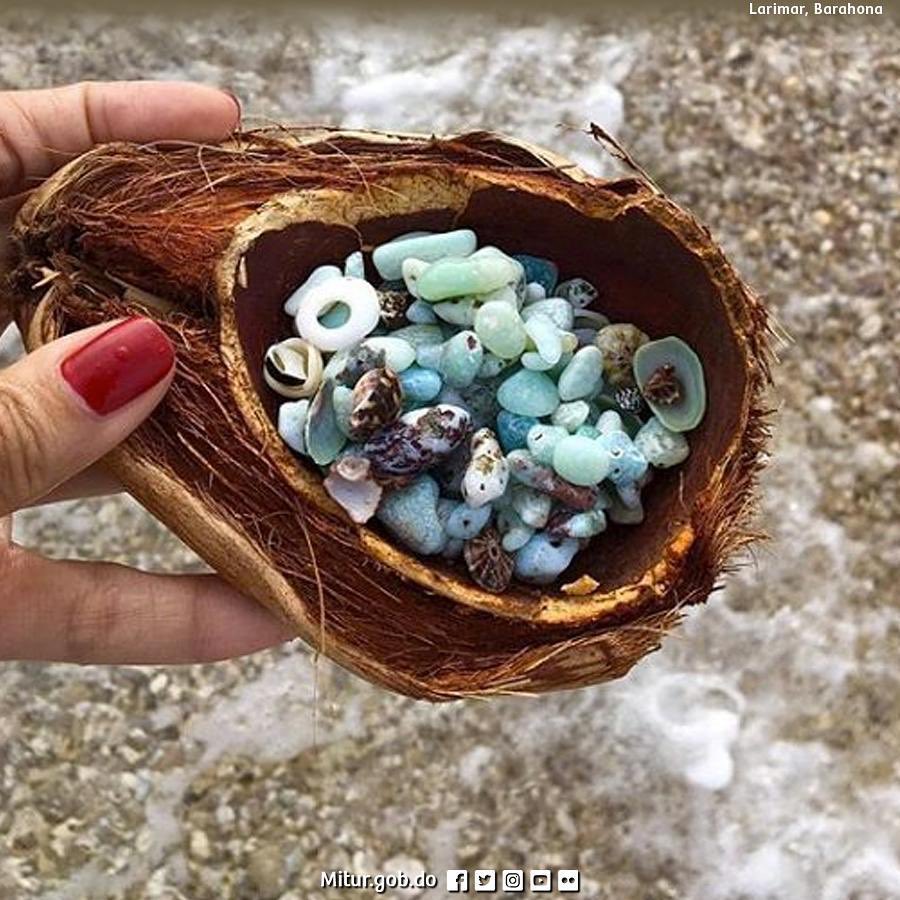 TurismoRD's tweet photo. Algunas de las riquezas que nos brinda nuestro Sur, piedras semipreciosas de Larimar. #Larimar #Barahona #DescubreRD #TurismoParaTodos #RepúblicaDominicana #DominicanRepublic #Travel #Explore #View https://t.co/20OiwCk9Tw
