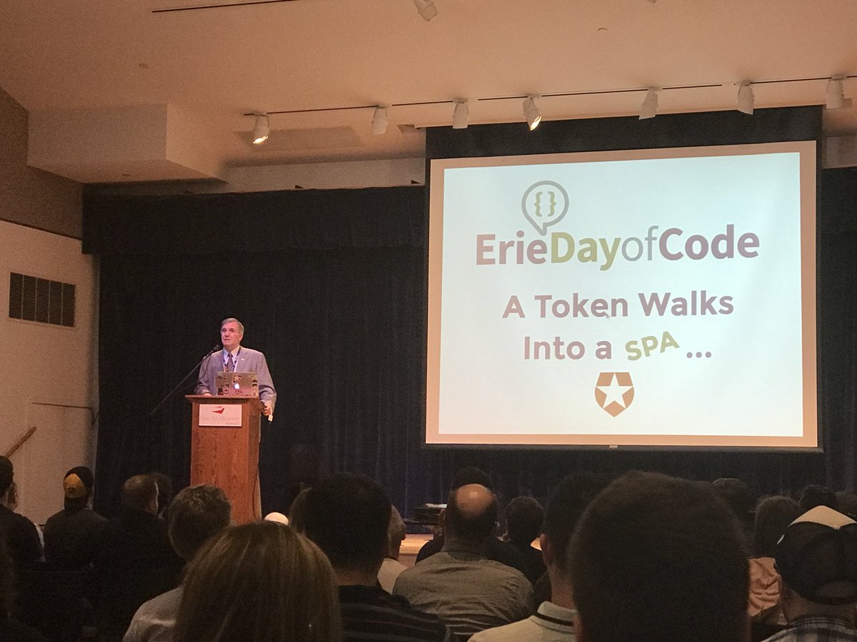 mandi's tweet photo. Kicking off #ErieDayOfCode with a speech by the mayor. #EDoC https://t.co/DapYGZ0Akv