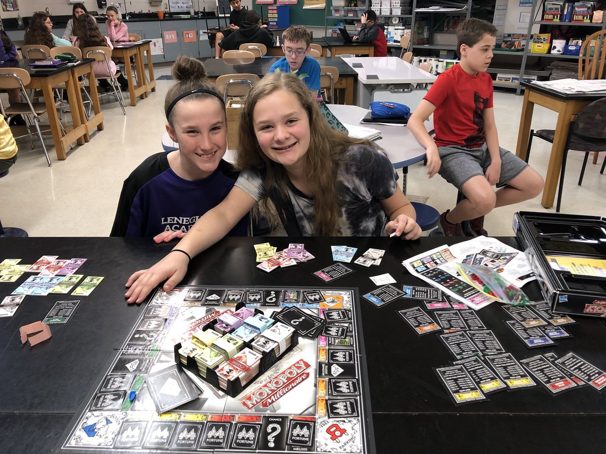 glstabile's tweet image. Using our brains a little differently in class today. A much needed team day!! #gamesgalore #testingisover #theStarbucksismine #NRInspiregreat