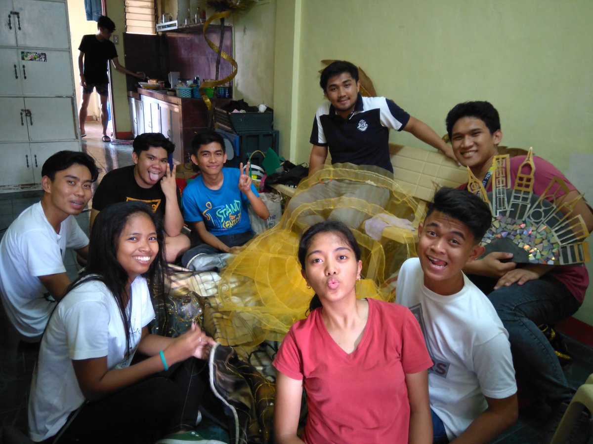 melasunray's tweet photo. #MrAndMsEngineering2018 BEST CREATIVE COSTUME: The Making
#CEsolid #CEstrong #CEgold #CEnLebration2018 https://t.co/hXguSSuL5a