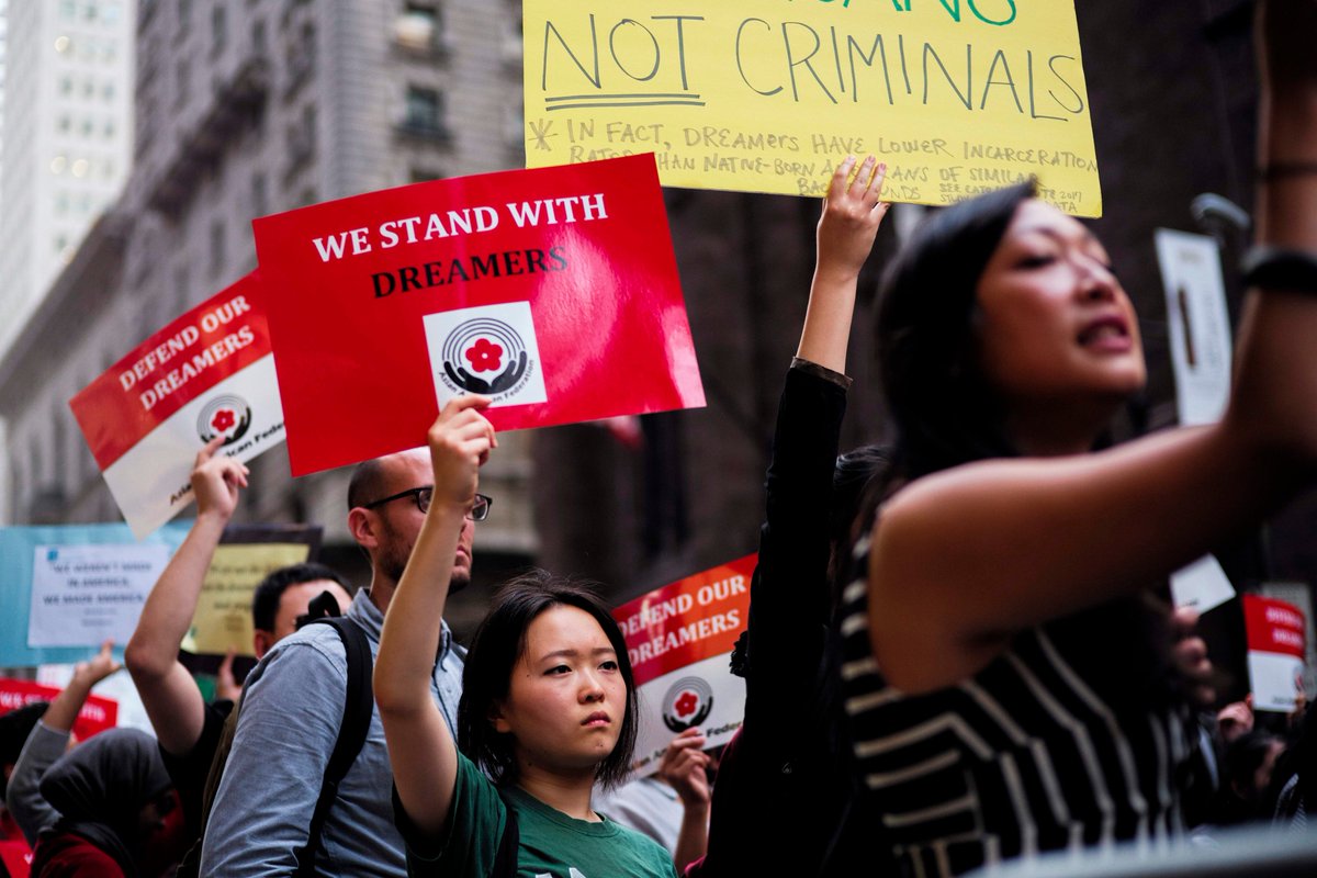 Flashback to Texas bathroom bill? <a href="/KenPaxtonTX/">Attorney General Ken Paxton</a> just made it harder for <a href="/CityOfDallas/">City of Dallas</a> to win Amazon HQ2. Texas AG sued to end DACA, the immigrant program supported by <a href="/amazon/">Amazon</a> and hundreds of companies. bit.ly/2HUQLMe