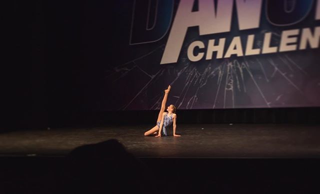 breakthrudance's tweet image. legs for days 😲👏🏼 #breakthrudancechallenge #breakthru2018 #bdc2018 #dance #dancecompetition #compszn #compszn2018 #acro #acrosolo