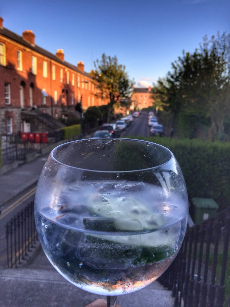 KBoyler12's tweet image. G&amp;amp;T’s on the square with @AineNolan3 #bankholidayweekend #fridayfeeling #nofliter #gin #tonic