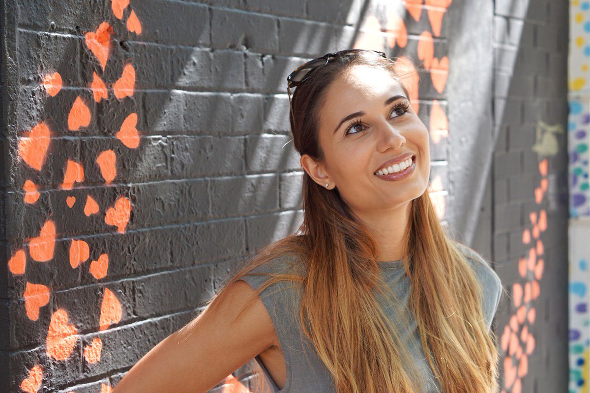 maddybarnett_'s tweet photo. A must read: my interview with Khrystle Rea, a health coach who empowers BUSY women to LIVE their best life! 
#interview #healthcoach #beinspired #luxlake #HealthyLiving 
https://t.co/IFDpkLp0D8 https://t.co/KuF9HhJrfK