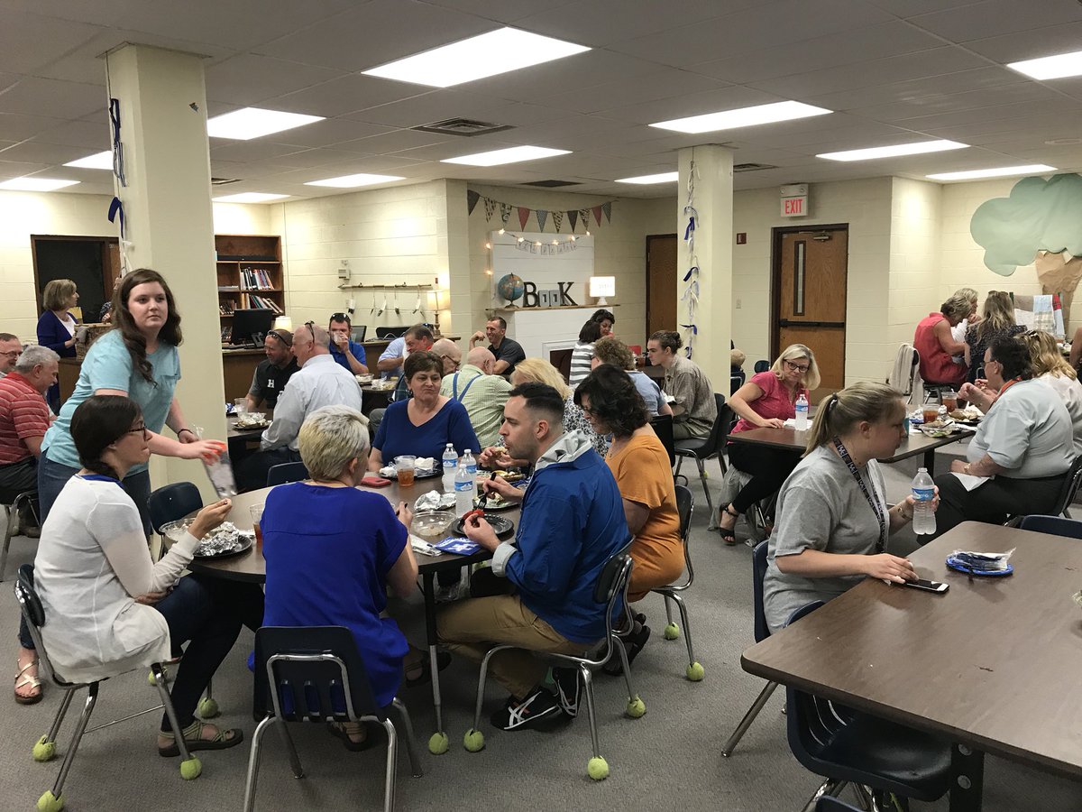 Townsend_Tigers's tweet photo. What a special day! We enjoyed our day celebrating The Man, The Myth, The Legend! We love you Mr. Stout!! #SchoolsoutforMrStout #TESisthebest #bcsrocks #careloveservice https://t.co/uGjQKNahbs
