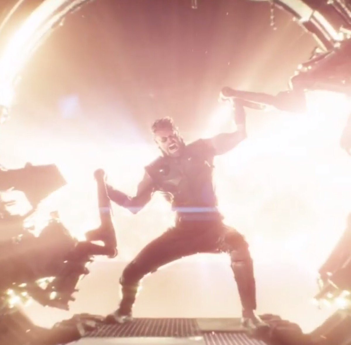 GOATMoviePod's tweet image. I saw Avengers Infinity War again and my face hurts from smiling way too much. I can't believe the movie exists and that they made it THAT amazing. The ending is just insane, I'm joining the Avengers now!