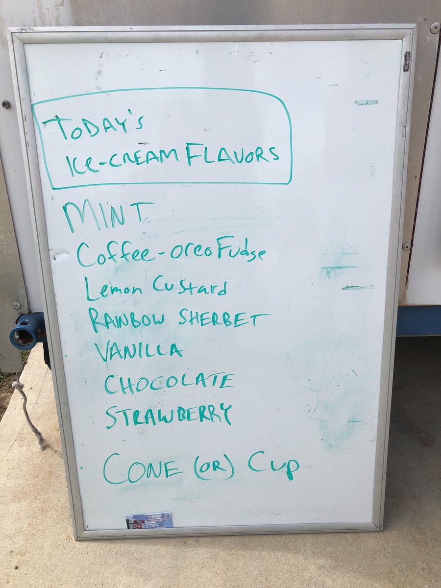 Holy Cross Res Life tweet media