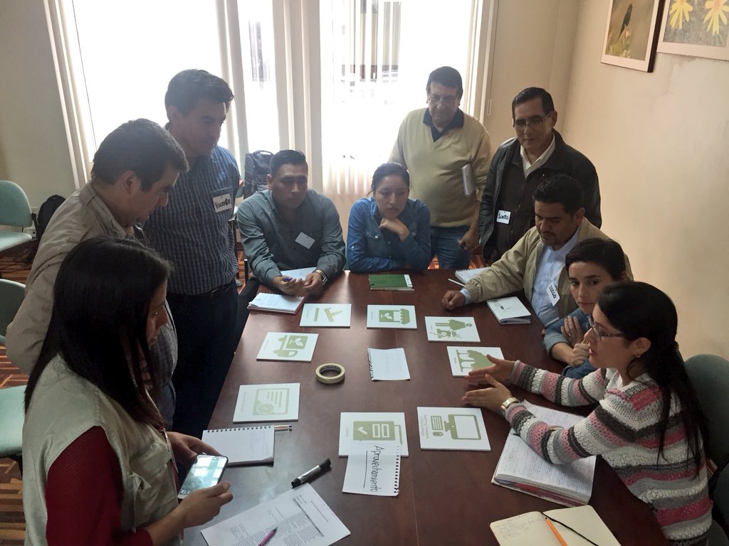 MAATE_Zonal10's tweet photo. Como parte de las estrategias para la gestión y aprovechamiento de #ProductosForestales y #NoMaderables del país, técnicos de nuestra Dirección Provincial sugieren que normativa simplifique trámites al productor como también establecer incentivos que motiven su cumplimiento. https://t.co/OYjUWGKfe6