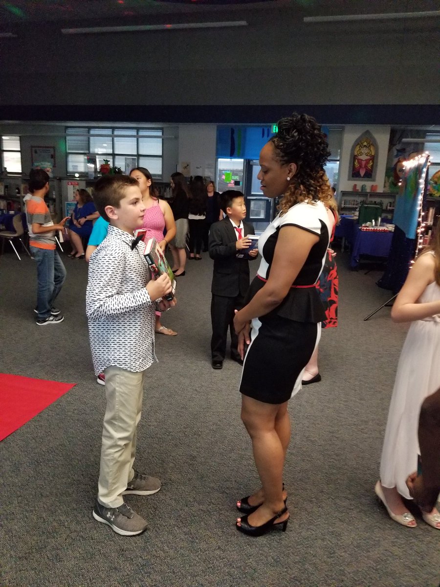 KDELibrary's tweet photo. Our Book Prom was a huge success! The kids loved talking about their book dates! #KidsDeserveIt #kdepride #dragonslovetoread #BookProm2018 https://t.co/4YcVJ7qAFF