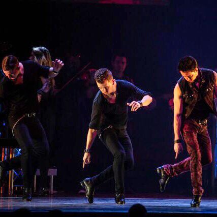 "Toe-tally" enjoying the last week touring with this Rockin’ bunch!
#RR2D #RR2Dtour2018
📸: <a href="/BrianDoherty/">Brian Doherty Photo</a>