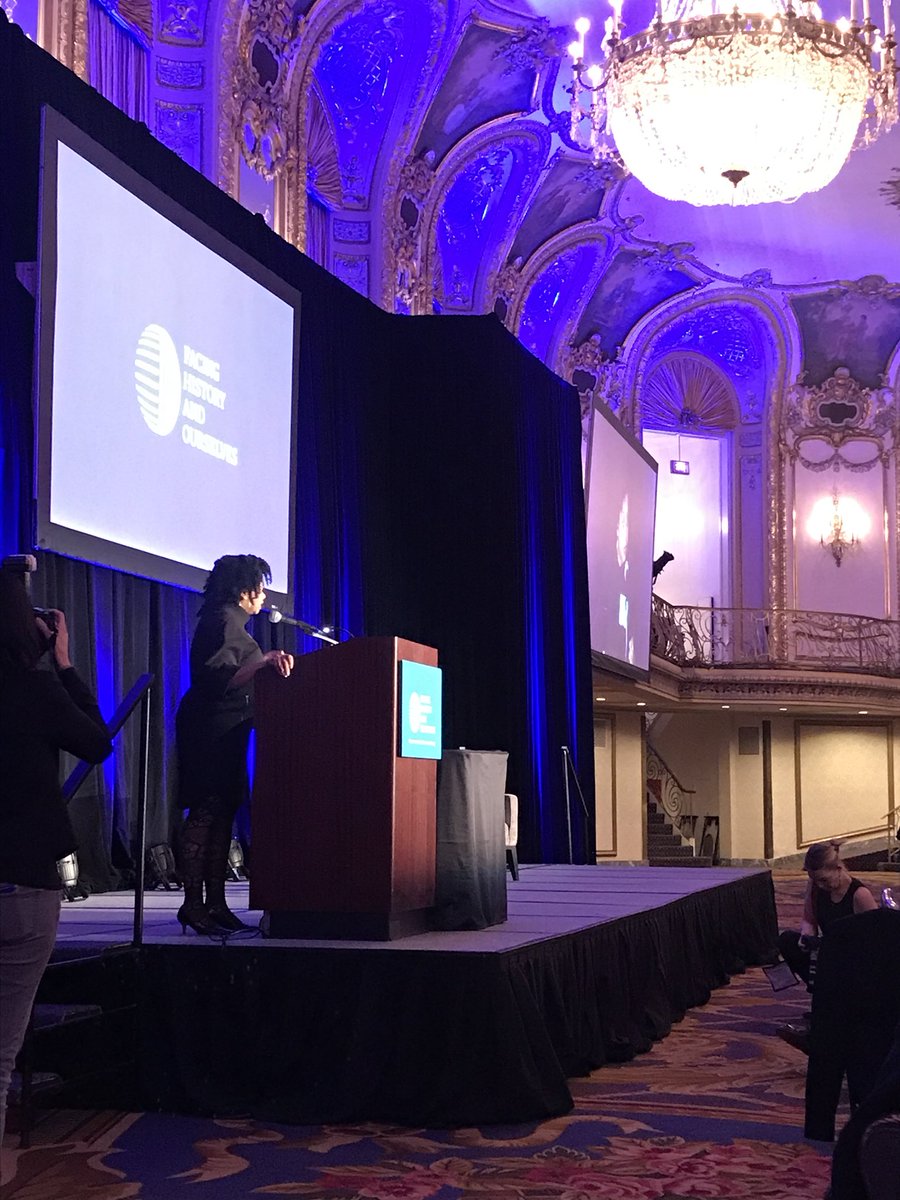 TheSimpleGood's tweet photo. Proud to be at the @facinghistory Luncheon with Facing History Advisory Board Member and our TSG Ambassador, @LearningDimensi. Love what these orgs stand for!
#facinghistory #tolerance #chicago #learningdimensions #thesimplegood https://t.co/6d4YC9p8J7