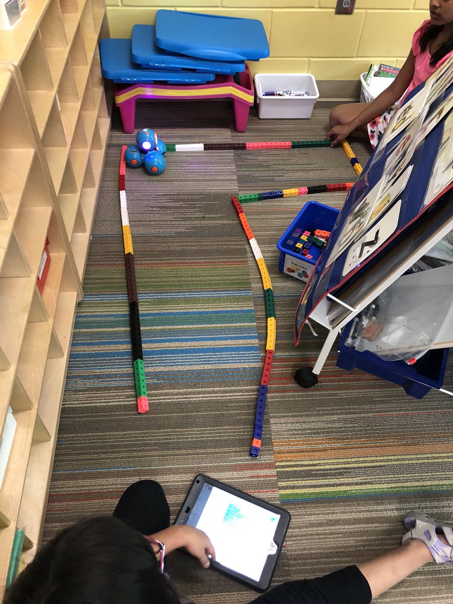 woesecond's tweet photo. So much fun coding Dash!! Thanks for teaching us @WhiteOakMedia #wearewhiteoak https://t.co/s9adtSyj5F