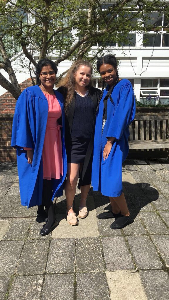 CroySixthForm's tweet photo. HeadGirls 2017/18 ❤️❤️ https://t.co/t03WydsOkX