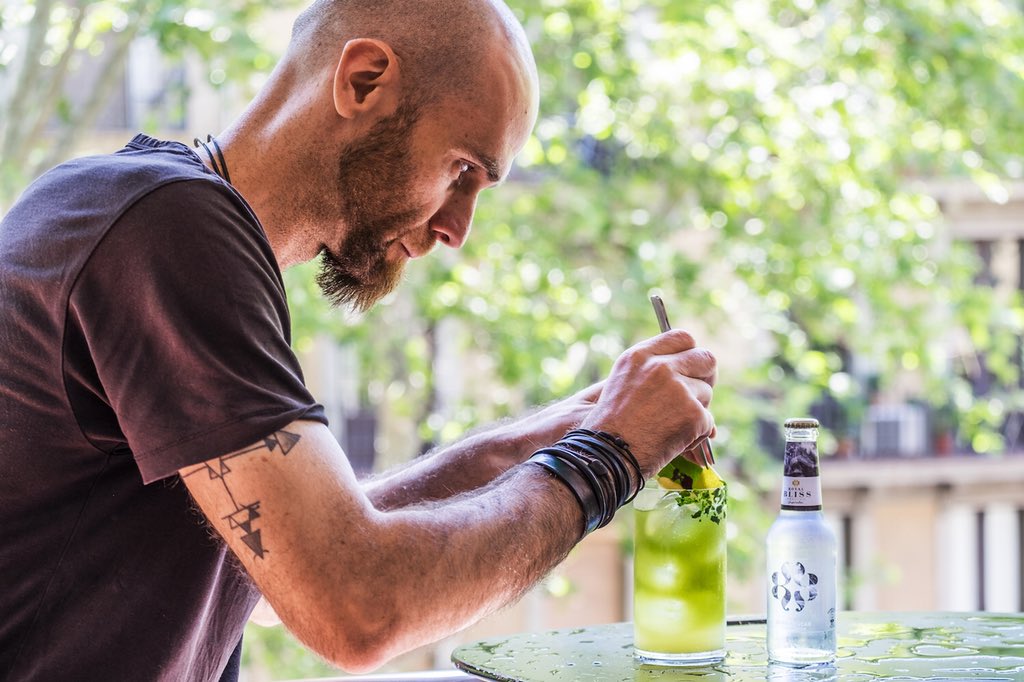 Ya viene el buen tiempo y toca empezar a probar cosas nuevas.  #ComplicarseEsMaravilloso #javiercaballero #liquidexperience #aprendeentendiendo #royalbliss