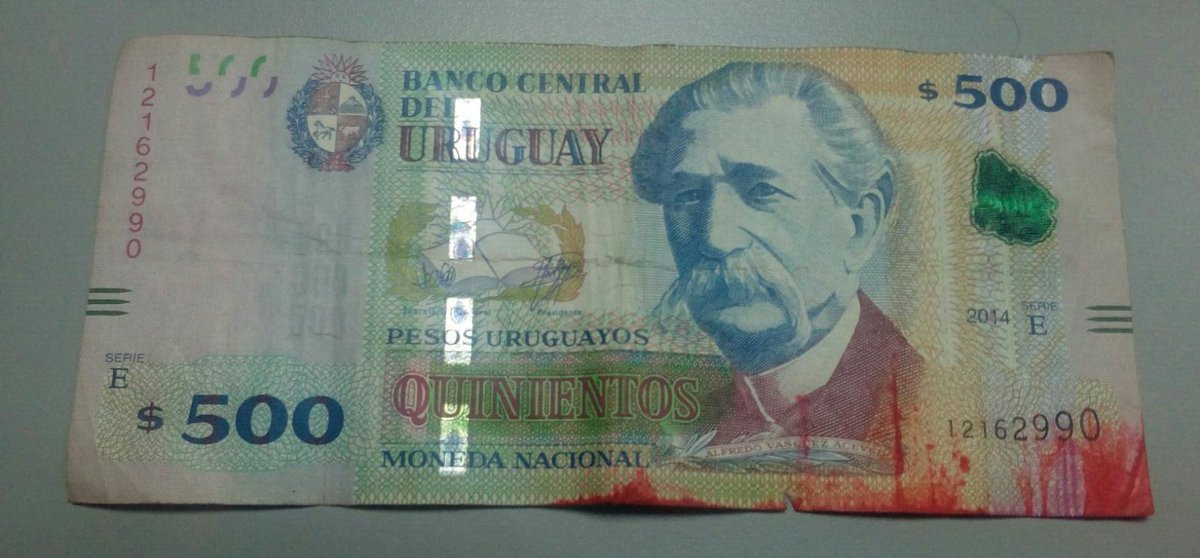susanagkp's tweet photo. #NoLoAceptes si te dan un billete entintado así #NoValen Corré la voz porque es posta 👇 https://t.co/tM55aiqqYH https://t.co/61taIPdUxu