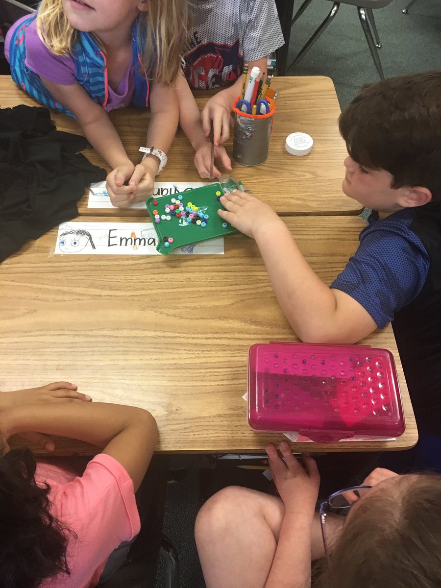 KMandelstein's tweet photo. Career day at GES is too fun! Lots of cool careers to explore! #GESSHINEON #GEScollegeandcareerday https://t.co/bQ8Nxmw81Y