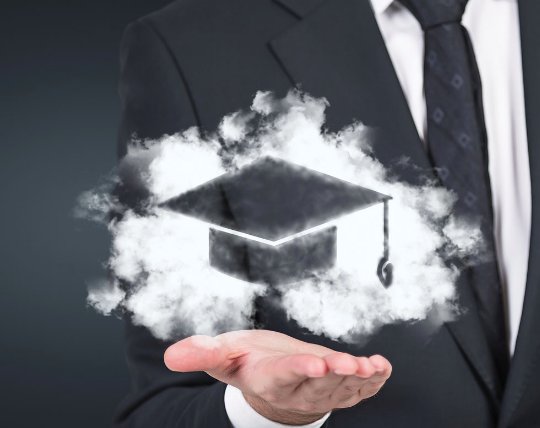 Robert_Remi's tweet photo. New blog about the advantages of a #businesseducation! #HappyFriday https://t.co/v5LJUJxdeT https://t.co/mWSwPahBzt