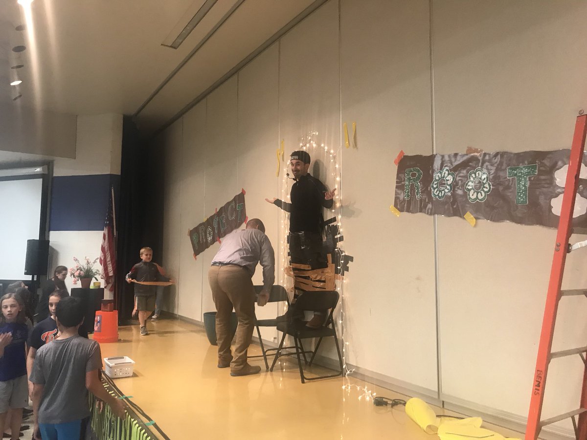 AmandaSumm3120's tweet photo. Attaching the “root” to @Kern5thGrade to start making him into a wallflower! #projectroot https://t.co/NIQip1ikYA