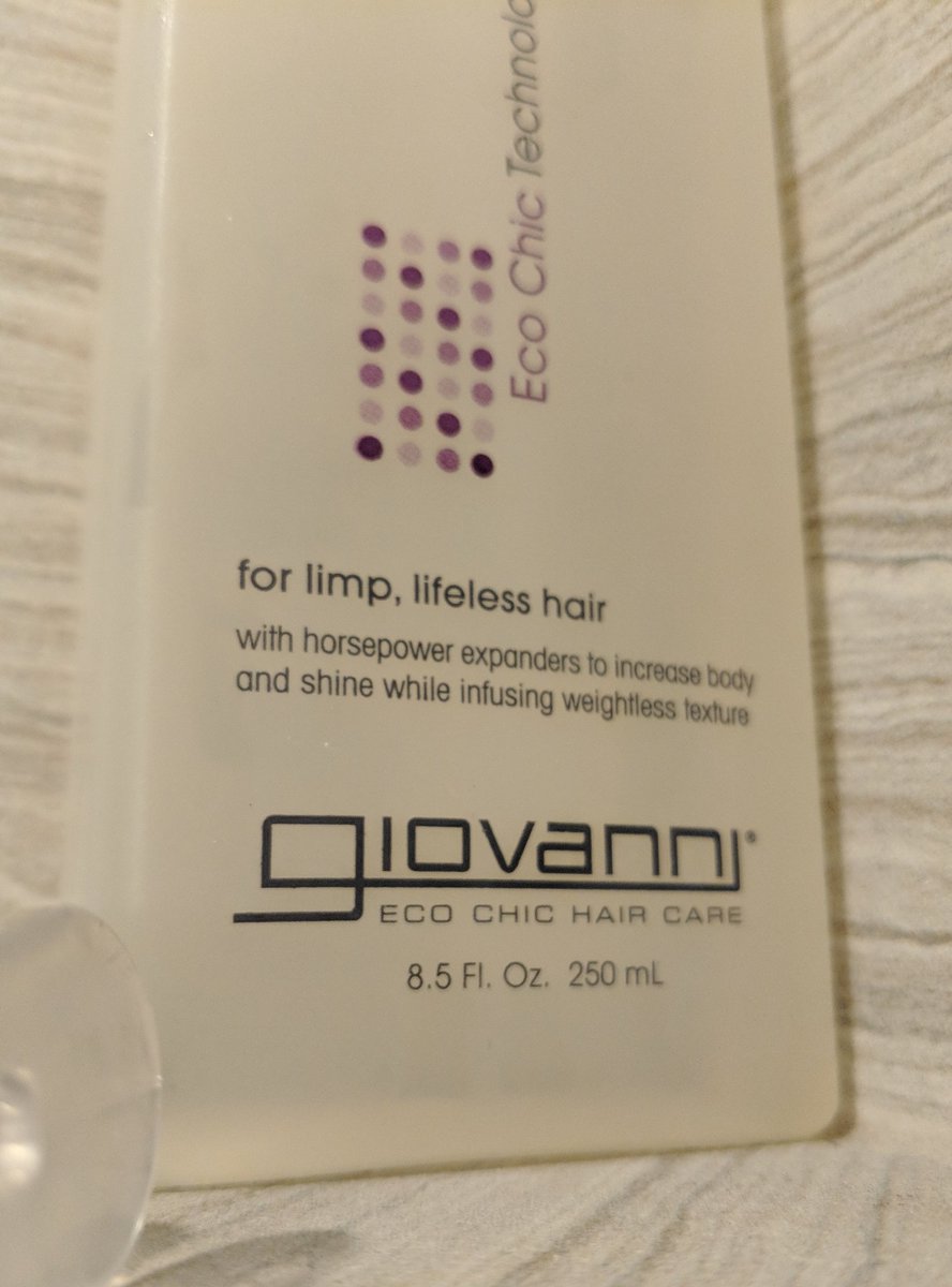 hankgreen's tweet photo. I have so many things to say to this fuckboi shampoo bottle.

1. Stop negging my wife, her hair is great.

2. Hair is dead protein strands and unless you're a Medusa it is not supposed to be alive.

3. Keep your fucking horsepower expanders away from me and my family, Giovanni. https://t.co/XSJl3hA6eb