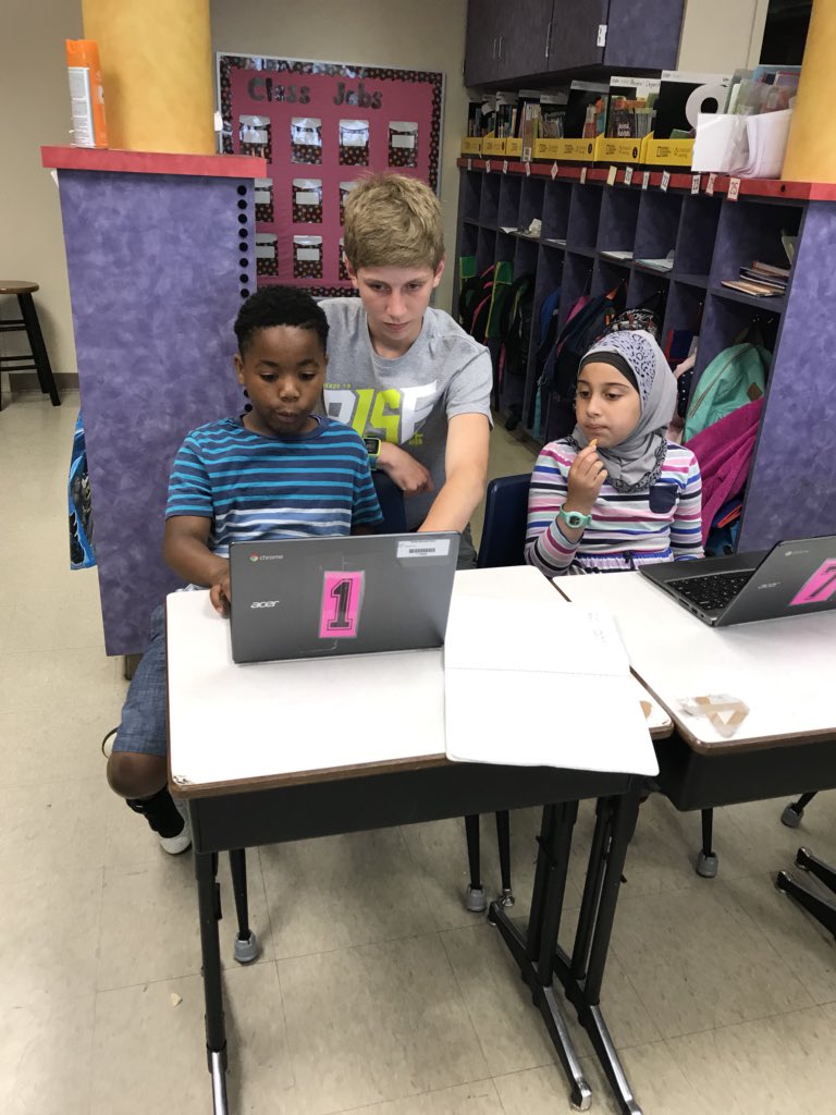 mcsatterly's tweet photo. My LEAD Seminar @BGHSLEADacademy class working with students at PBC...reading, writing and math!!  #TaketheLEADday https://t.co/YEDK5zzPEn