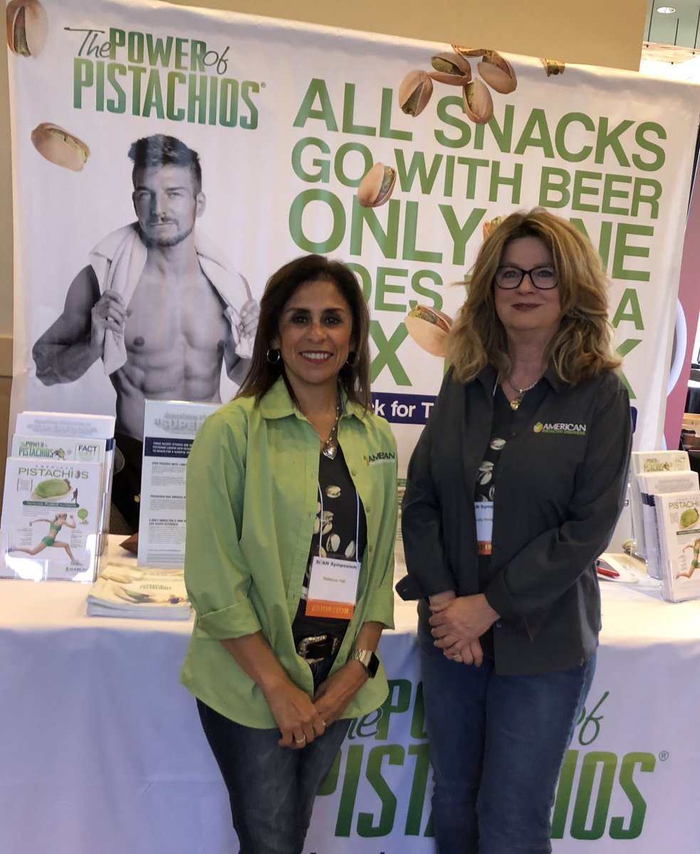BeckyV1960's tweet photo. Crunch Time at 10AM and 2PM Fuel up with a serving of #pistachios (49 nuts) and keep going strong.
#SCANSymposium #PistachioPower https://t.co/8ex80GjQIs