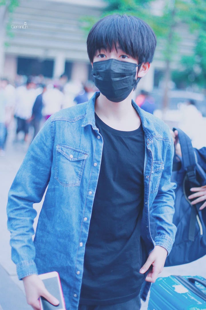 ChengLinTH's tweet photo. • 🚄 • 180504 #Junlin #จวิ้นหลิน Chengdu to Chongqing ⓒ as tagged

วันนี้จวิ้นหลินเดินทางไปฉงชิ่งค่ะ https://t.co/vAA6Yhdm5D