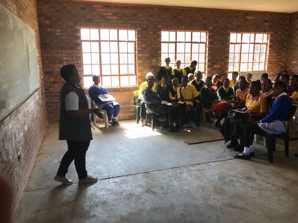 RMAssurance's tweet photo. Our team gave educational and career tips to the young Grade 11 and 12 learners of Moutse West. Many shared their own personal career journeys so as to motivate the students. About 1500 Grade 11 and 12 learners attended the Moutse West Career Expo today. 

#RMACares
#RMAEducates https://t.co/GFyTsr5lUh