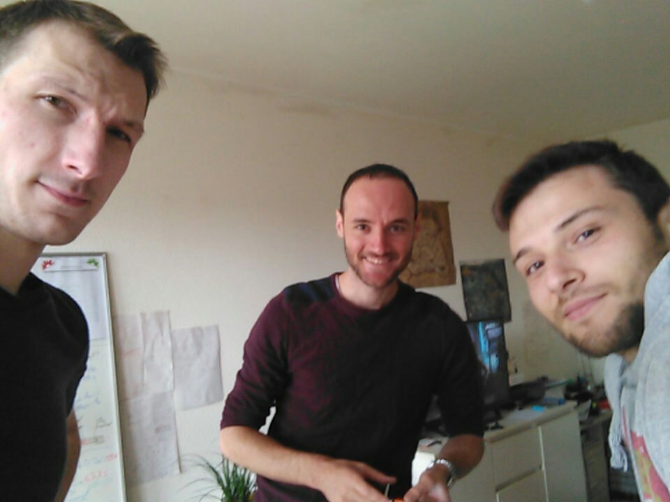 SBProcketry's tweet image. Aujourd&apos;hui on monte un moteur Tampa et un moteur Freddy. On restera demain la puissance et la bonne mise à feu du dispositif d&apos;éjection du parachute.

#ModelRocketry #Rocketry #RocketModel #TampaRocket