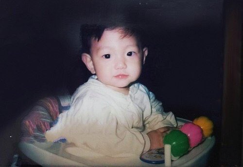duckieqx's tweet photo. 📌RT ONLY 
เนื่องในวันเกิดพี่แบคเมนสุดที่รักของเรา😍
 แจกอัลบั้มเปล่า Blooming days เลือกverได้ สุ่มวันที่ 10 พค ค่ะ
มามอบความรักให้แบคฮยอนกันเยอะๆนะคะ💛💛 #HappyBaekhyunday https://t.co/tZRVRr6HSs