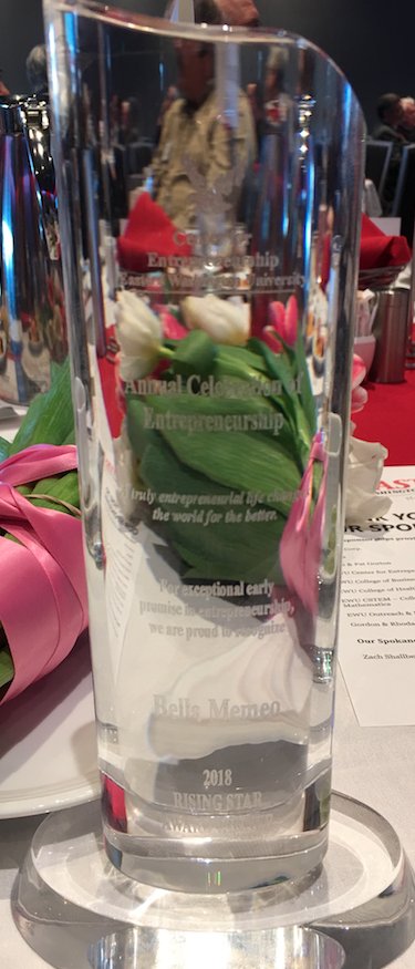 Riverpoint Academy's Bella Memeo (2020), was presented with the "Rising Star Award " at this year's Celebration of Entrepreneurship banquet hosted by EWU. Her "Lil Omelette" idea placed 1st at Startup Weekend in November, which led to this special recognition. #LearnLeadMead