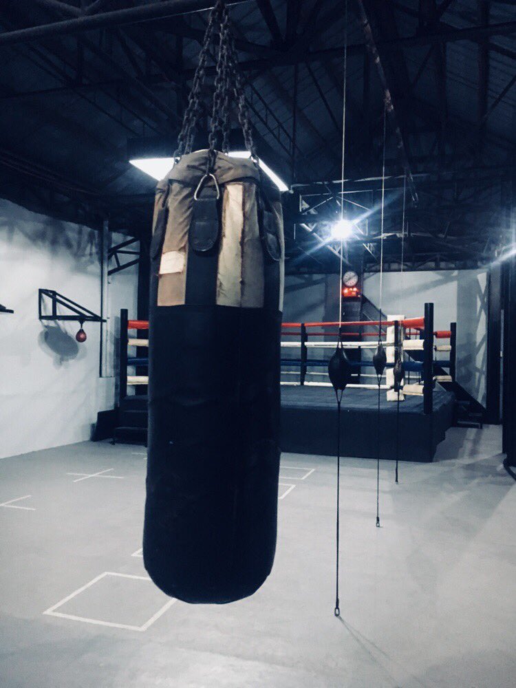 dunamikakusion's tweet photo. Happy to be BOX after 2 weeks!⏱💪🏼🥊 #BackToBox #StateOfEquilibrium #SouthSnippets #Muntinlupa #Elorde https://t.co/AozJJAsI6M