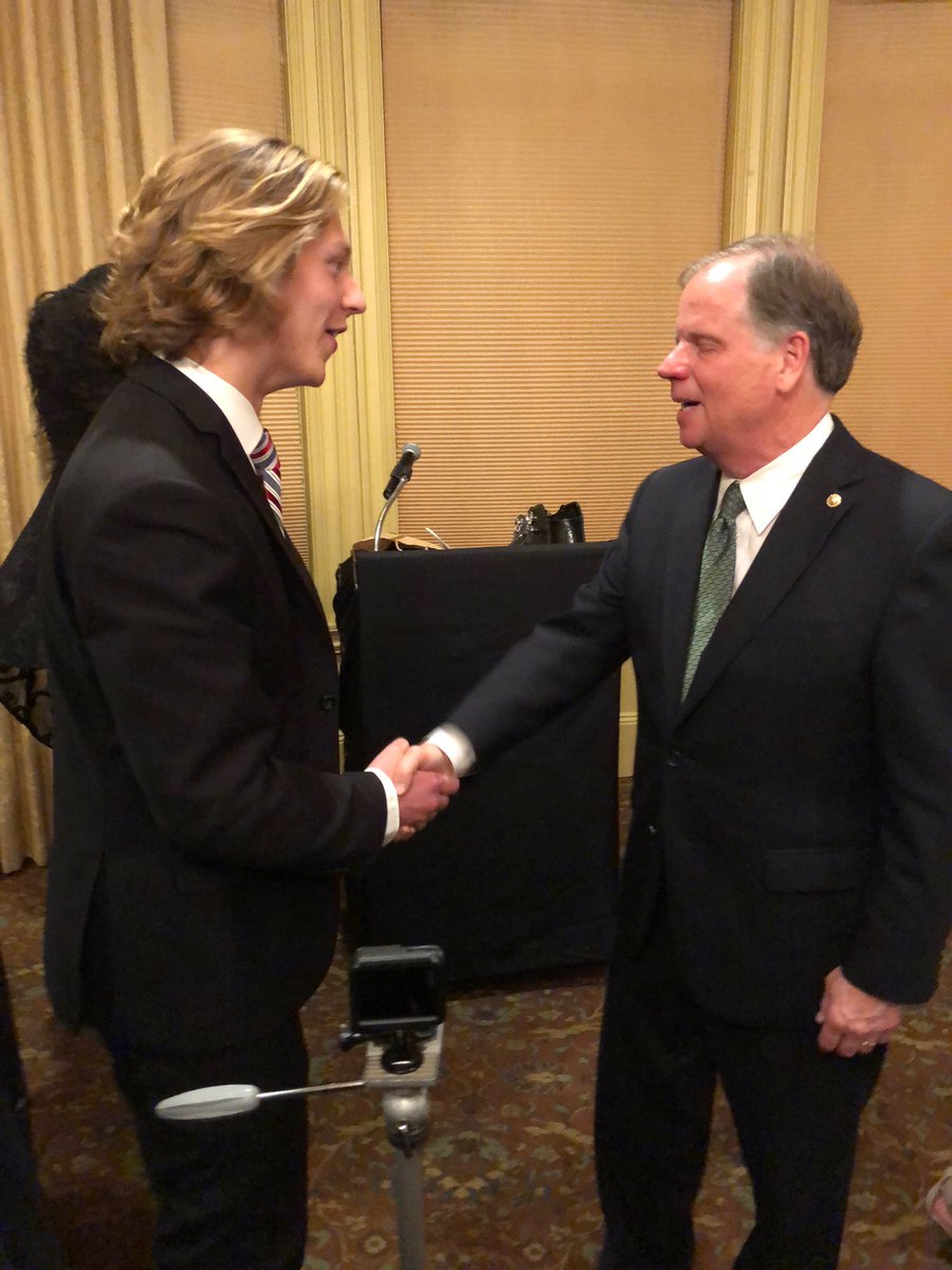 Christian_arns's tweet photo. Always a great night seeing @DougJones again! Thank you, Senator, for everything you do! https://t.co/xyw1oolv45