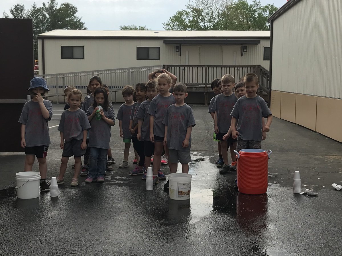 cevodi's tweet photo. Field Day fun! https://t.co/f5l2TQnqvz