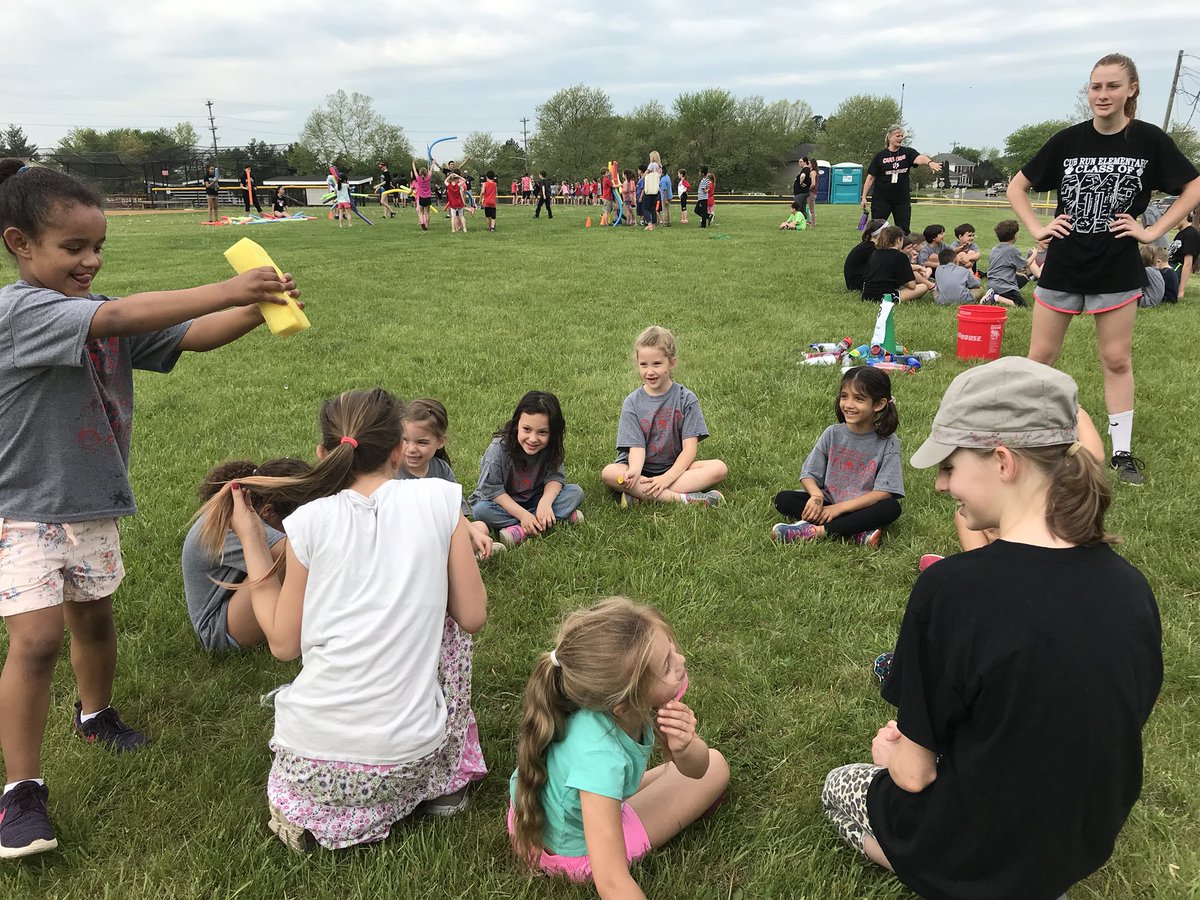cevodi's tweet photo. Field Day fun! https://t.co/f5l2TQnqvz
