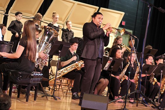 ShenNews's tweet photo. Shen Jazz Festival 2018 featuring Mike Rodriguez! https://t.co/NhlemcjPIL