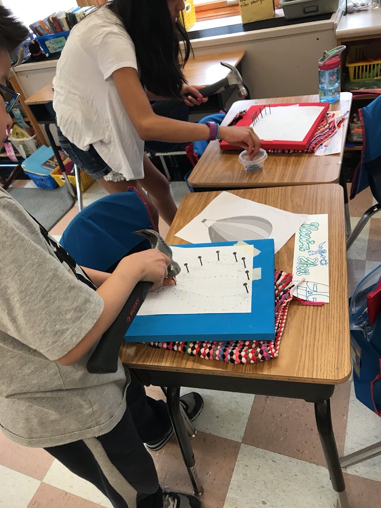 MsgibsonM's tweet photo. String art is happening in 209! STEAM #sendadvil @NorthSideEW #ewlearns https://t.co/BPmQUXvhDw