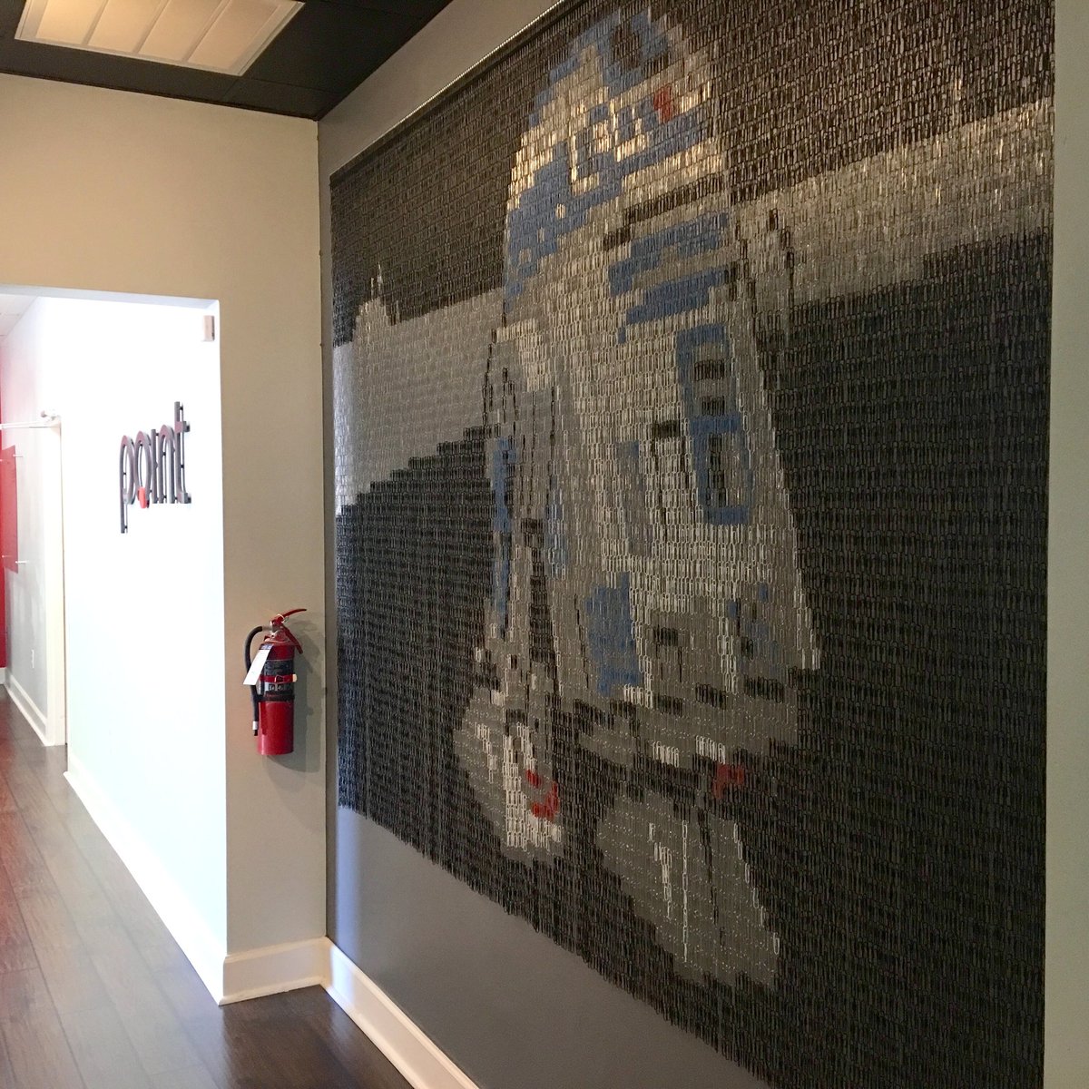 pointconcepts's tweet photo. May the 4th be with you! Happy Friday!
#maythe4thbewithyou #R2D2 #starwars #paperclips #wallart #installation #interiorgraphics #environmentalgraphics #raleighcreatives https://t.co/hNkUb5YnY4