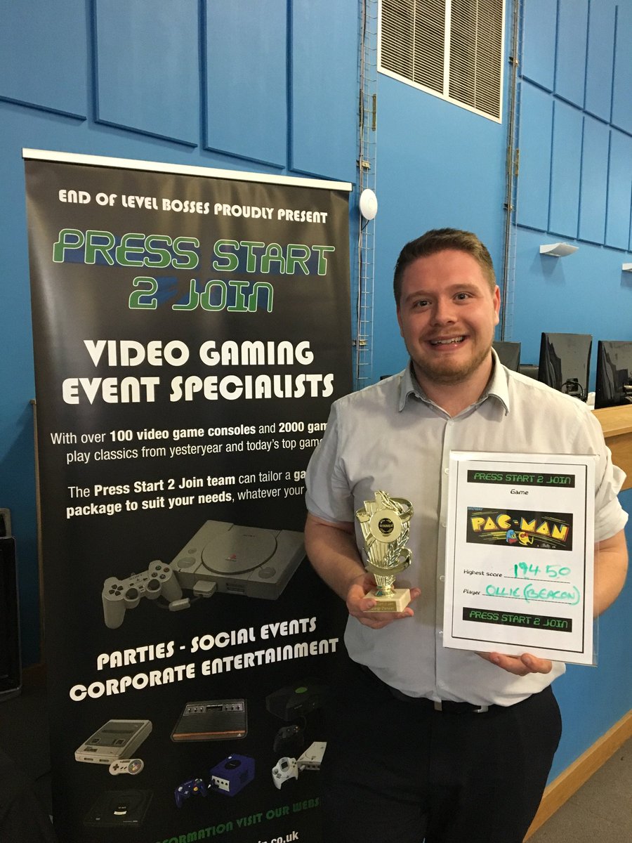 BeaconGroupUK's tweet photo. What a day at the #BHMB exhibition run by the brilliant @bhbpa_co_uk . We met lots of new faces and some great businesses - and to top it off I managed to snag the Pac-man trophy to add to our Beacon mantlepiece! 😆 thanks to the guys at @pressstart2join for letting me have a go! https://t.co/HiwGsV08r9