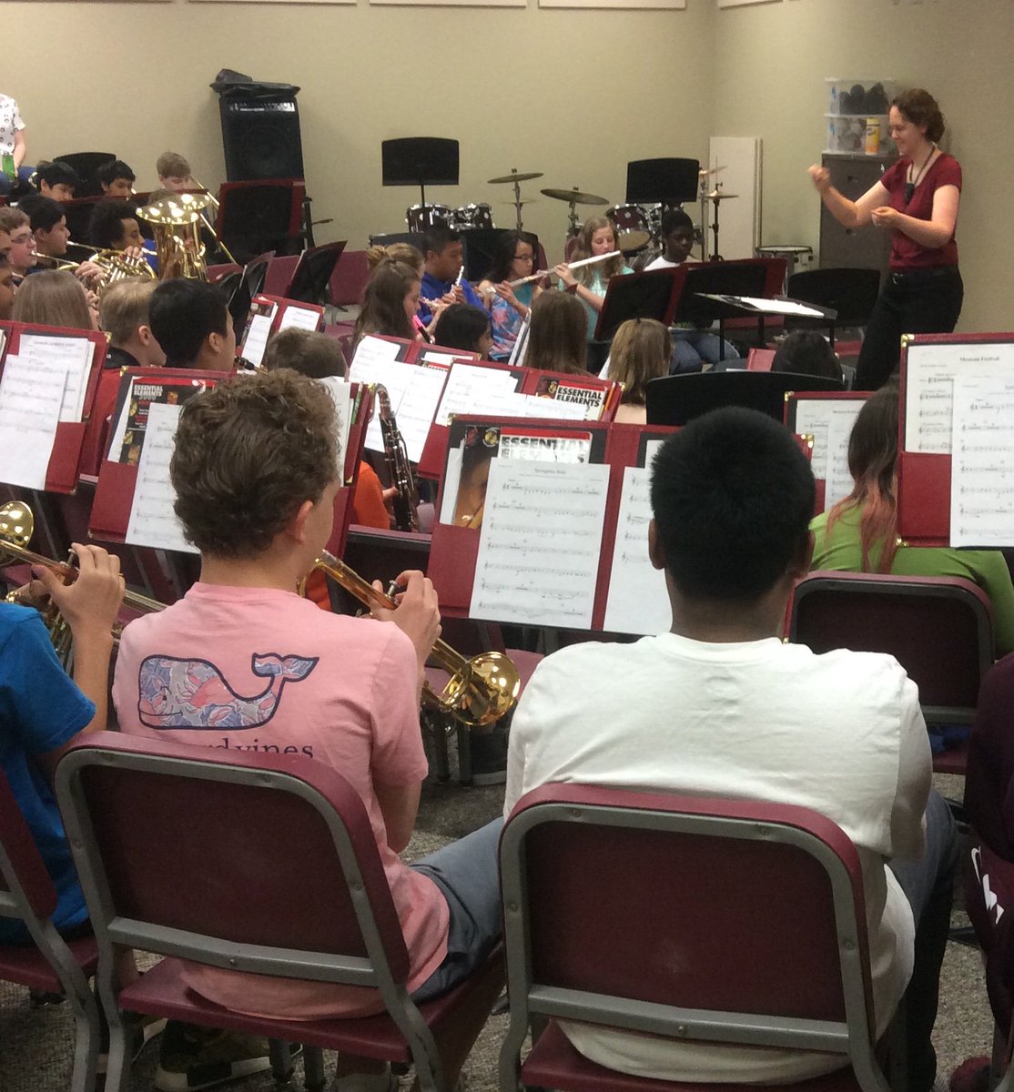 MisterBents's tweet photo. Dr. Erika Svanoe of Augsburg University came to work with our 7th grade red band today. She is the composer of the work "Springtime Ride," which FRMS helped commission! An amazing experience being rehearsed and conducted by the music's creator! @NewsAtTheRidge @docsvanoe https://t.co/zTutWoemrt
