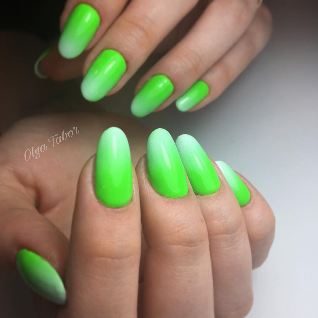 reformnails's tweet photo. Summer green 💚
.
Gel polish Taormina: https://t.co/sYOHEibkdS
.
.
.
#reformnails #reformanails #nailpolish #springnails2018 #springcolors #summernails #positivenails #brightnails #beautyproducts #beauty #nails #nailart #naildesign #nailsupplies https://t.co/p1e0Nxzhjr
