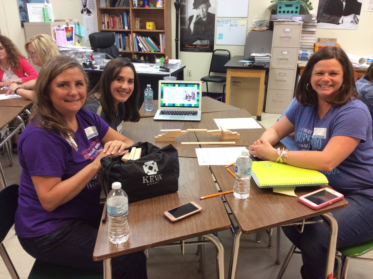 SLMCLeonard's tweet photo. Building K-5 Engineers workshop day!  @dcsnc  @leahmleonard @sedley1 https://t.co/Cs1oqNrJXM