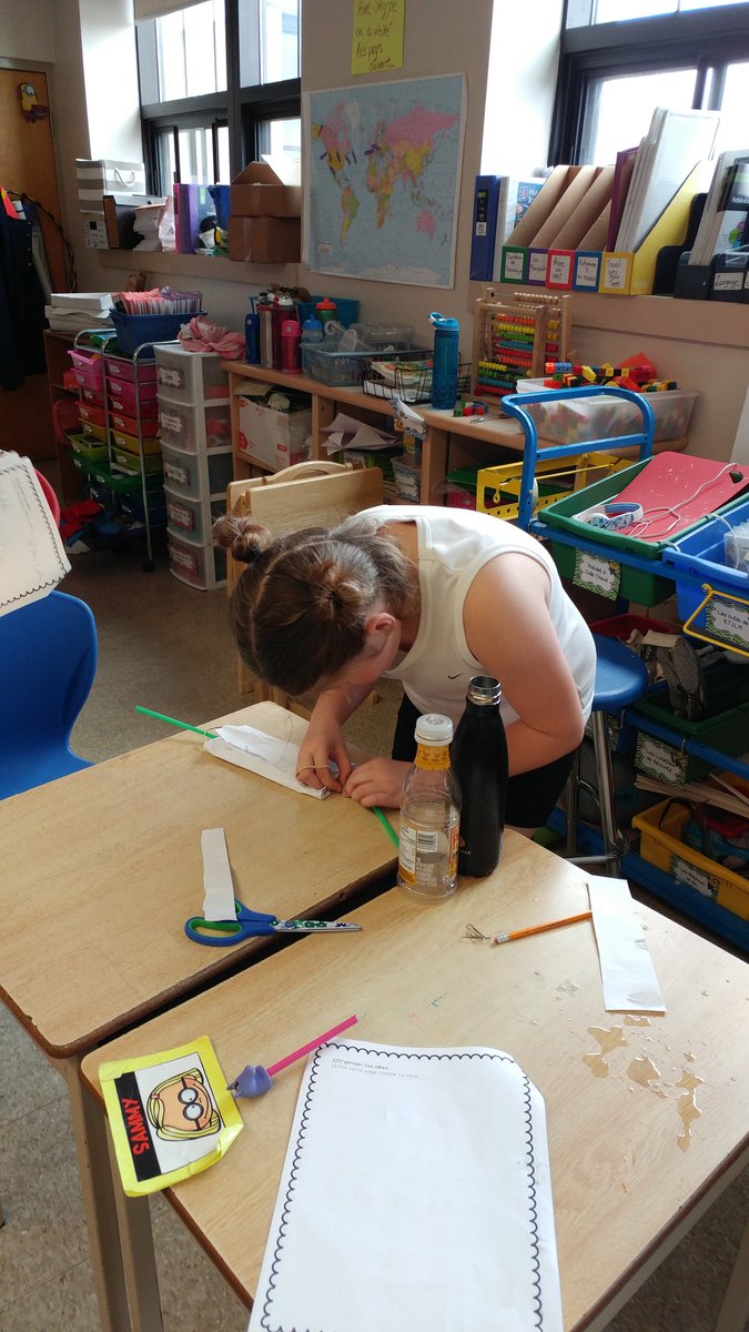 G3MasterMinders's tweet photo. Trying to build a water filter using paperclips, paper and straws. Happy #GlobalDayofDesign https://t.co/47Tm7yY8sK
