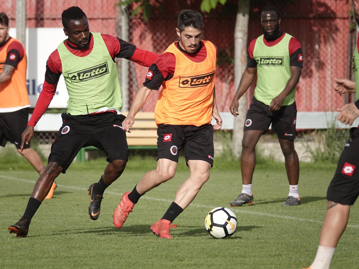 Antrenman Günlüğü (04.05.2018)
facebook.com/pg/genclerbirl…