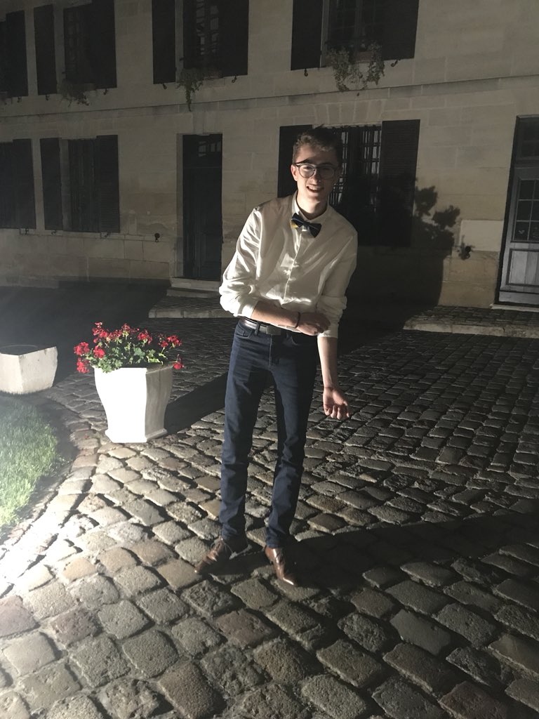 zebibronx's tweet photo. #PostYourKing le plus beau de tous❤️ https://t.co/S5aS1Uq5ng