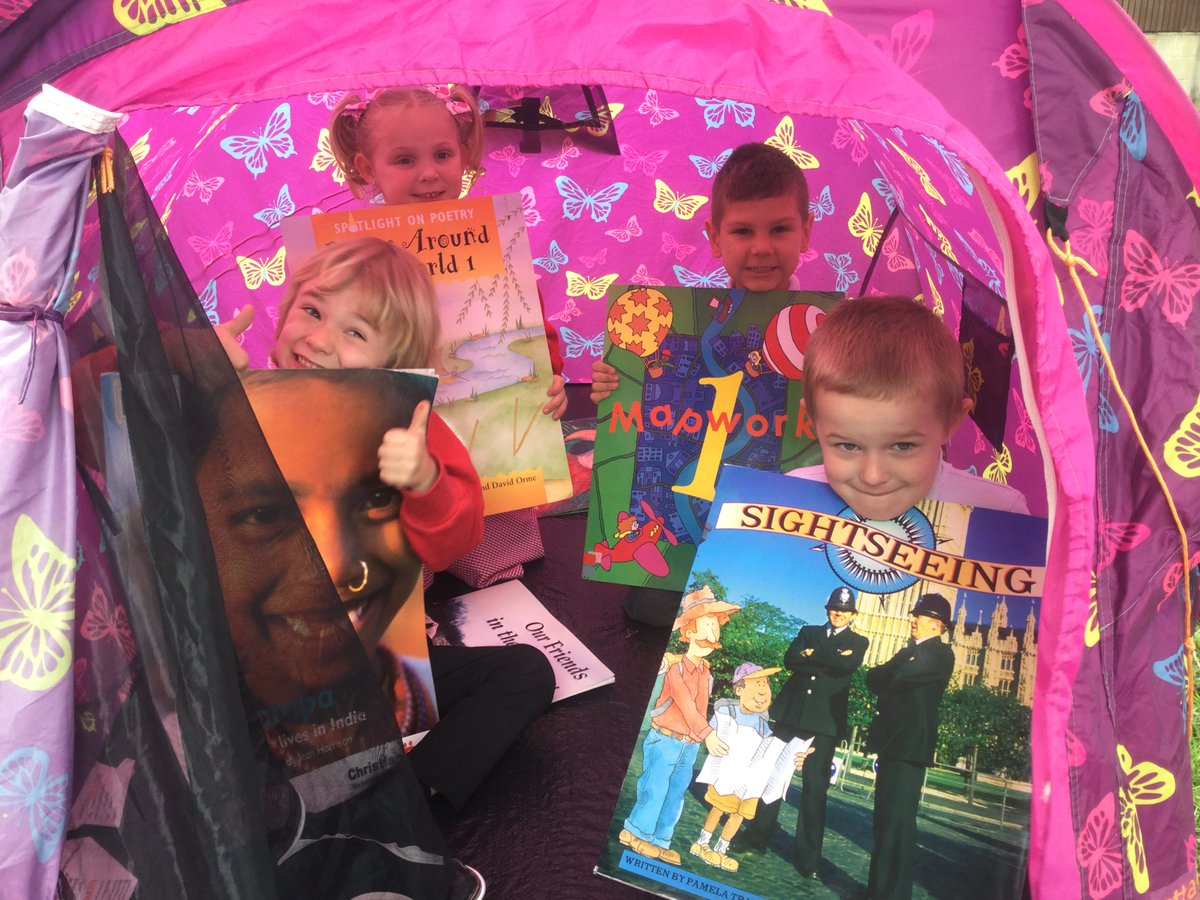 oak_TIS's tweet photo. We had so much fun in the forest today 'Exploring Asia'! We made imaginary noodle soup (and ate it with twig-chopsticks!), Japanese twig symbols, The Great Wall of China, and we read books all about Asia :) A fun Friday all round! https://t.co/6Hl04wyVfX
