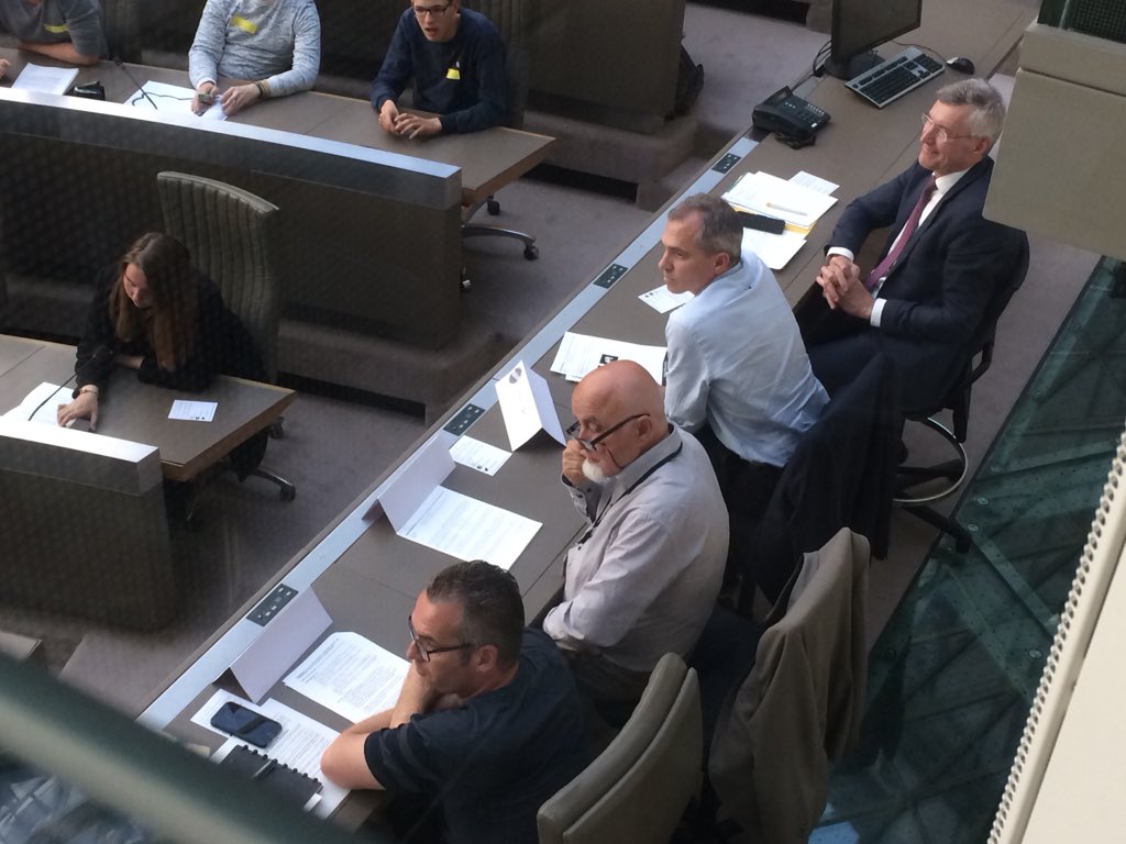 IvoShimwa's tweet photo. #vlaparl #Plenum18 #GeslaagdeDag #Persploeg #IvoShimwa #KRAS #Globelink #MayThe4thBeWithYou #TheoFrancken #RozeKoe #Migratie https://t.co/UBXSr0DVKm